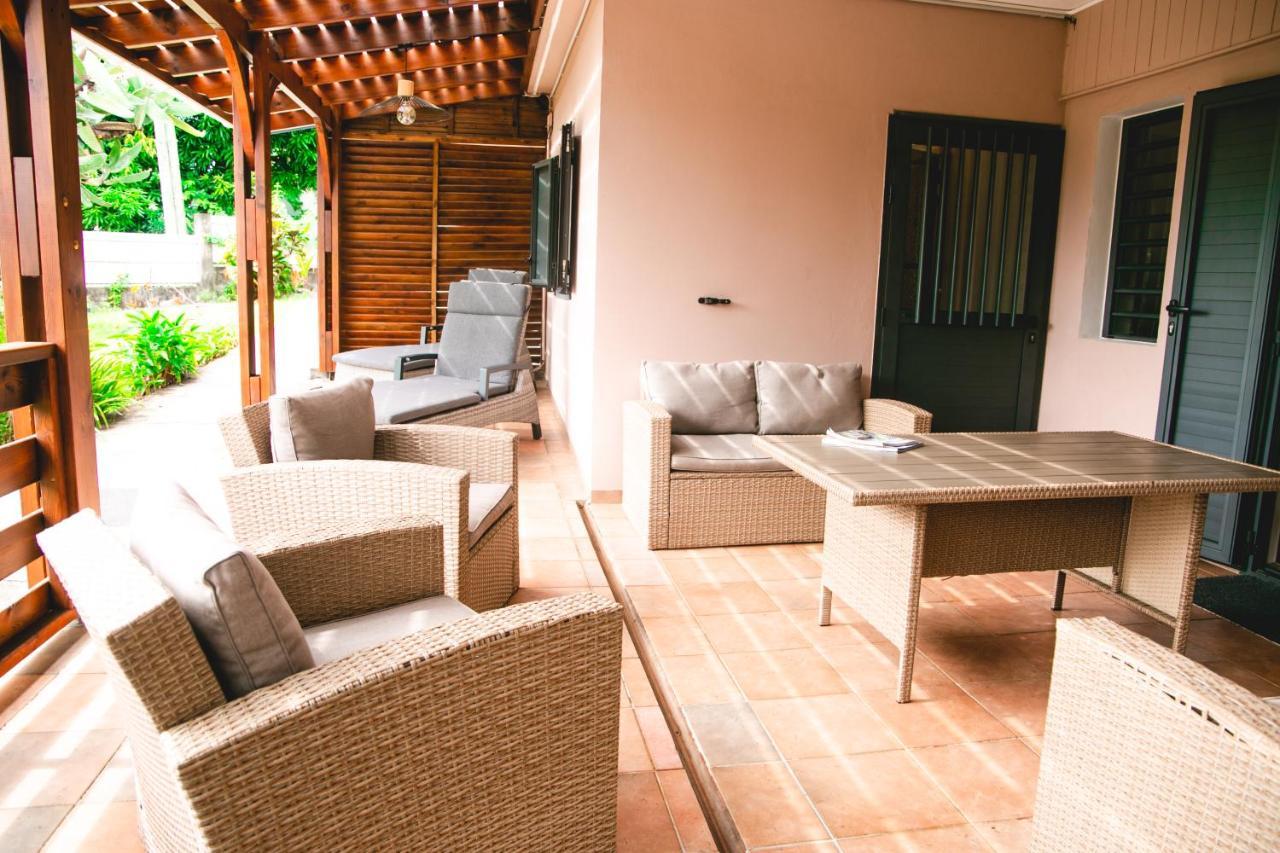 Villa Le Colonial Zen - T4 A 5 Mn Aeroport Sainte-Marie Exteriör bild